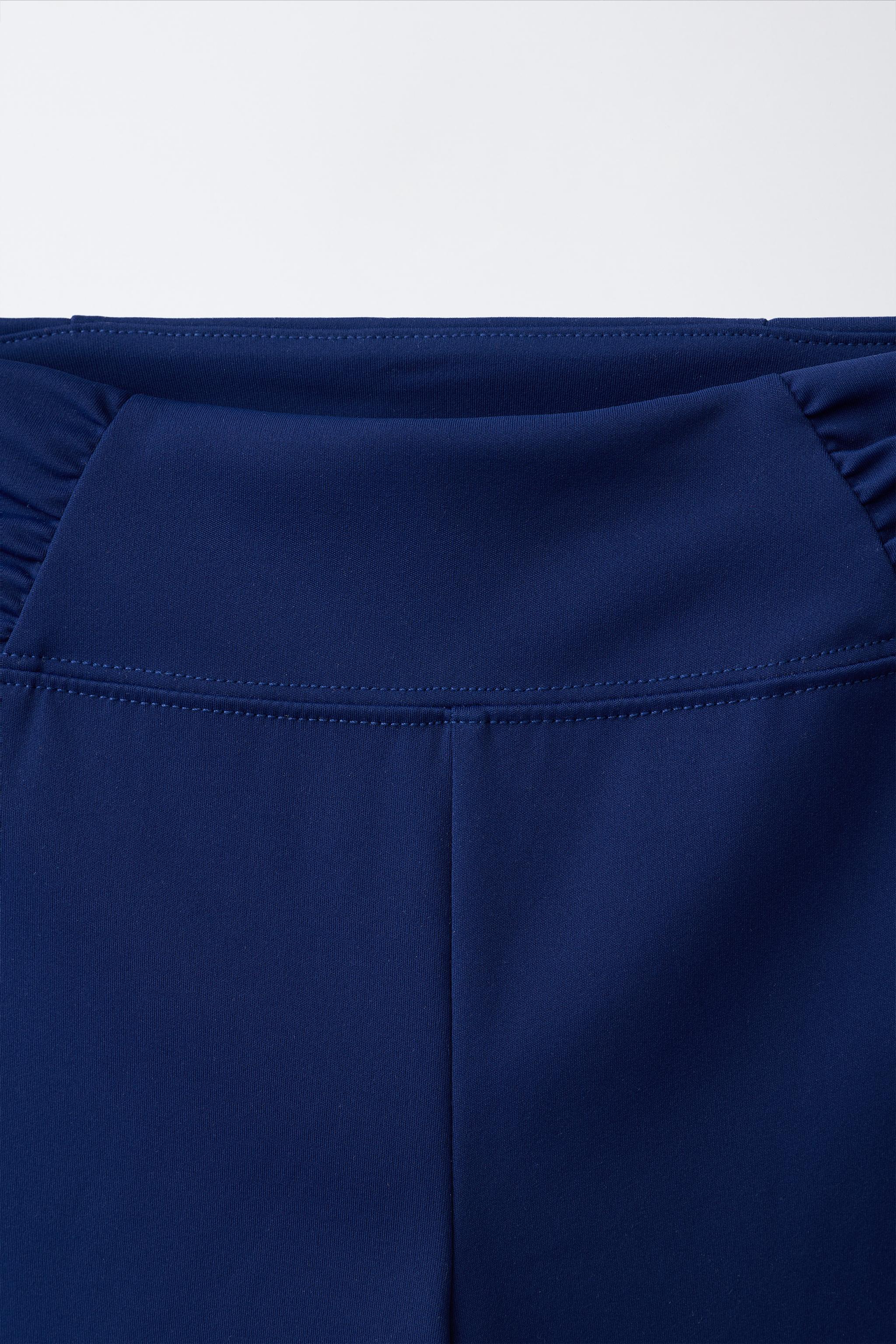 PANTALON CAPRI